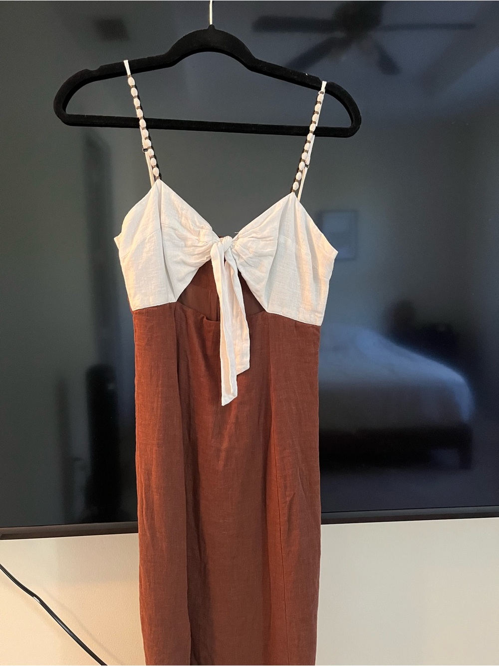 Two-Tone Brown and White Tie-Front Midi Dress